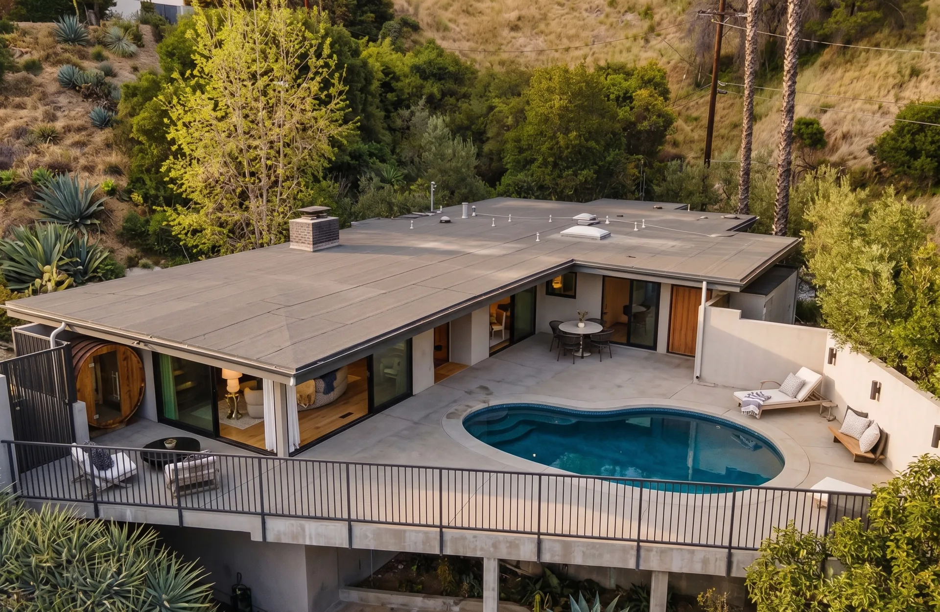 Glendale Modern Interior
